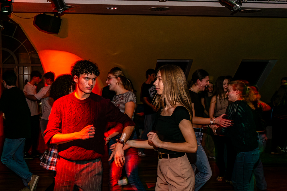 20251206Huckepackparty unbenannte Fotosession 000601